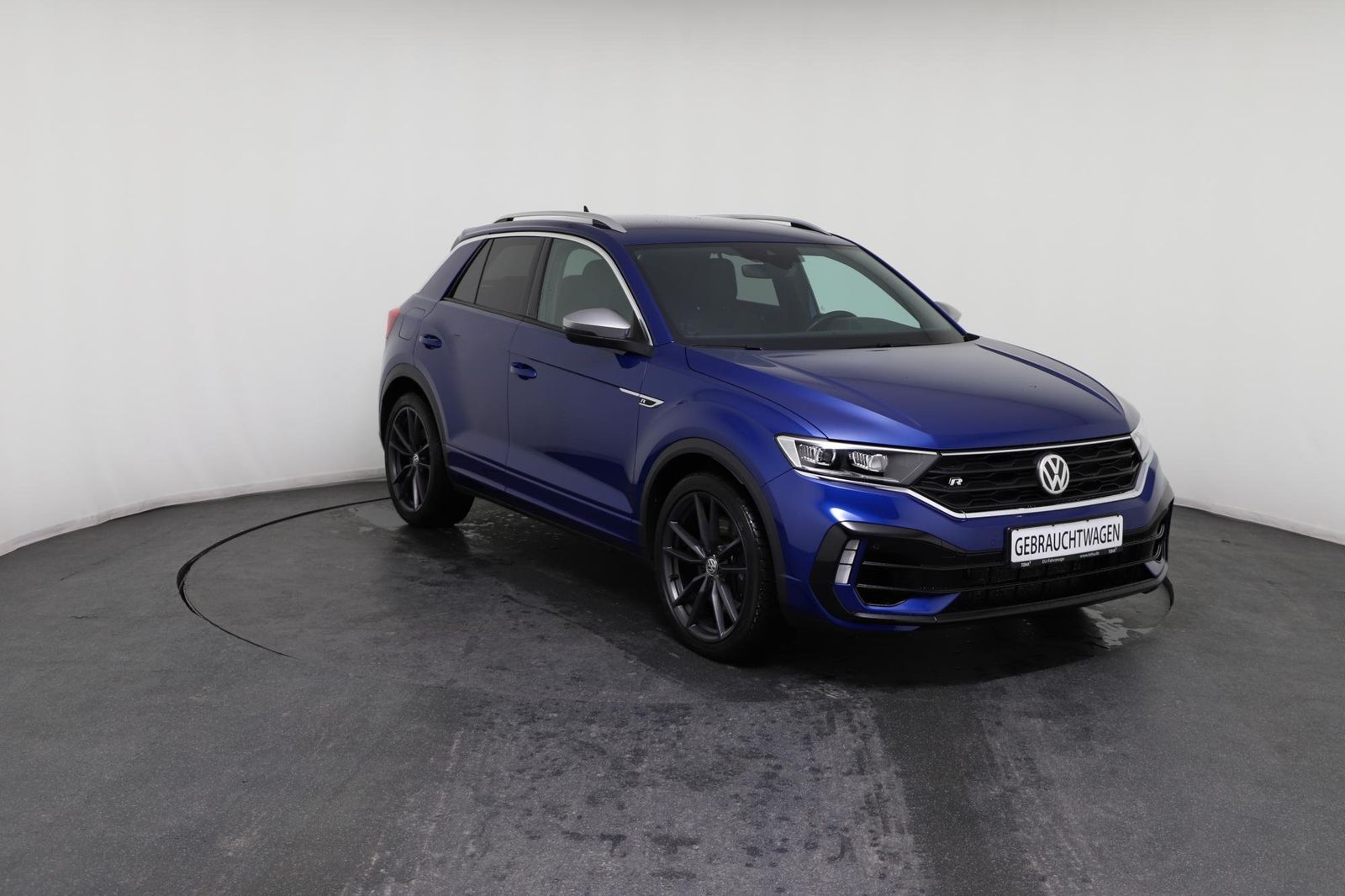 Volkswagen T-Roc 2.0 TSI 4-Motion R - Samsaru's Car Outlet