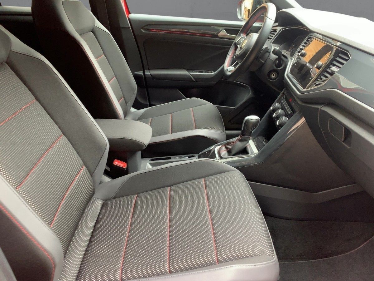 Volkswagen T-Roc 1.5 TSI DSG SPORT - Samsaru's Car Outlet