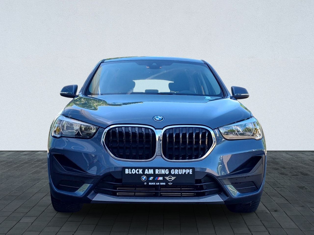 BMW X1 xDrive25e Advantage - Samsaru's Car Outlet