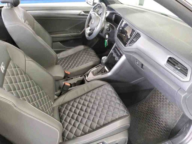 Volkswagen T-Roc R-Line 1.5TSI DSG - Samsaru's Car Outlet
