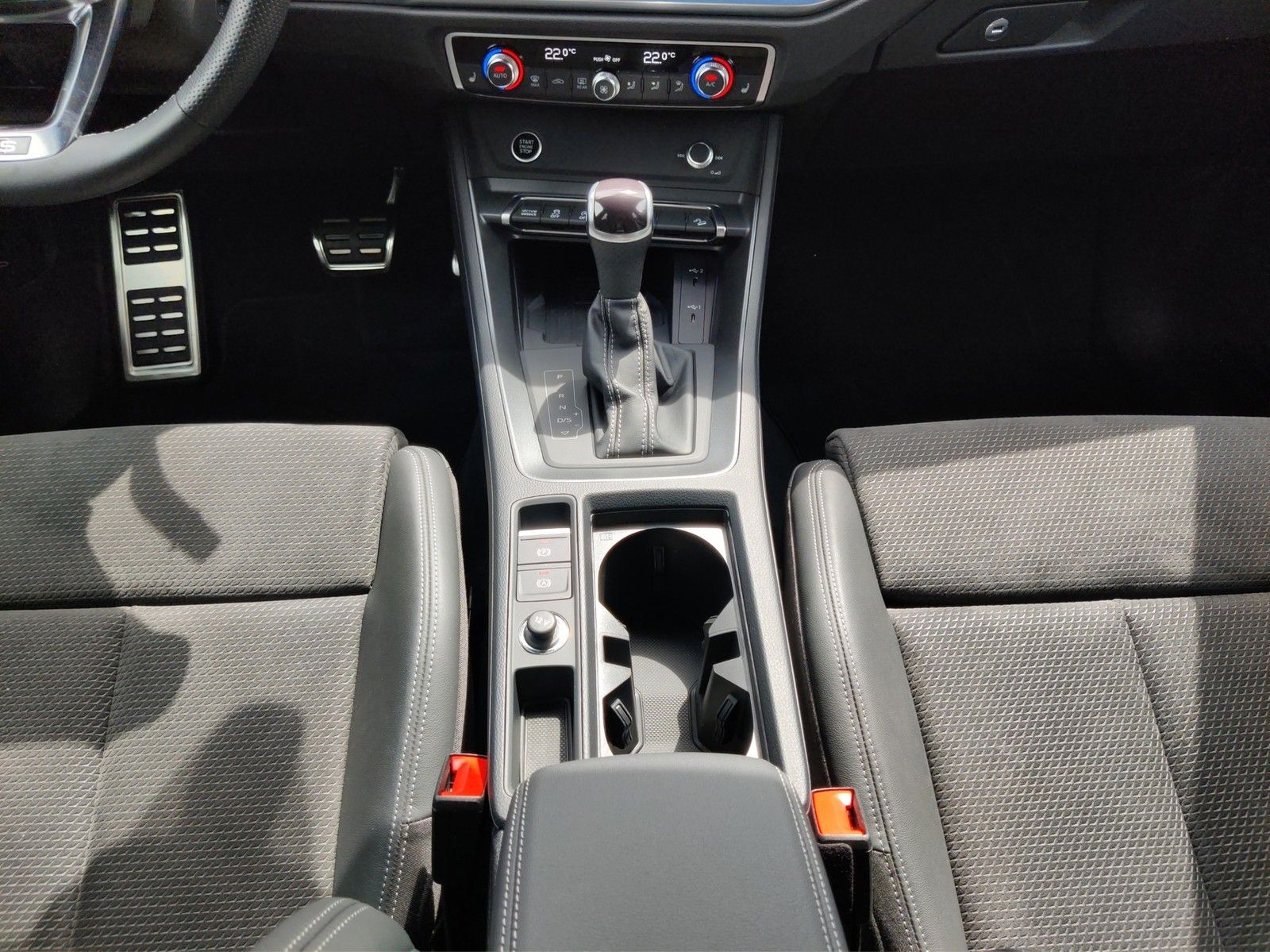 Audi Q3 40 TDI quattro S line S tronic - Samsaru's Car Outlet