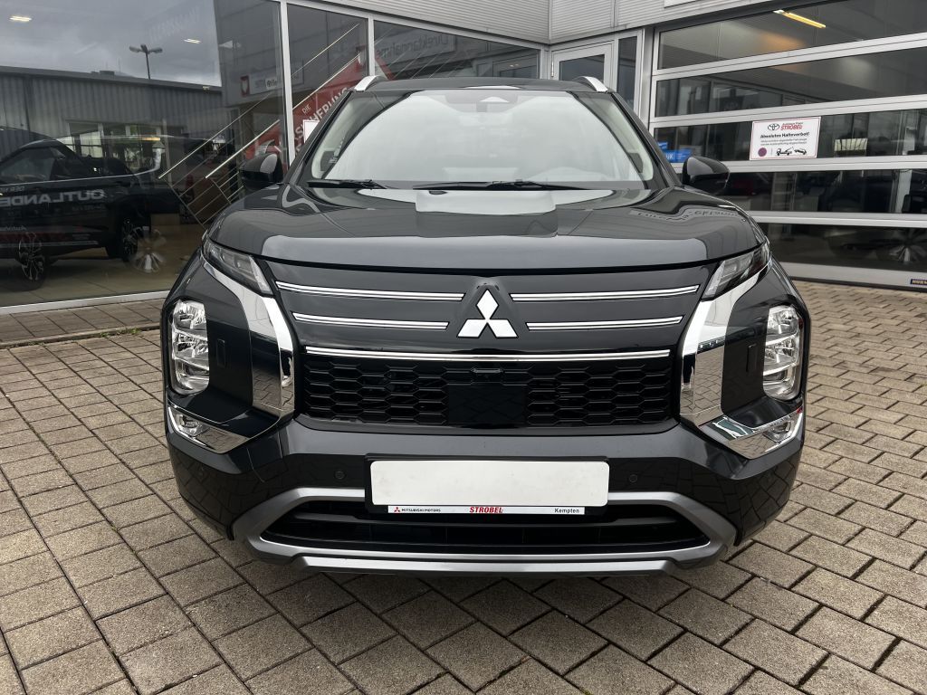 Mitsubishi Outlander 2.4 4WD Plug-In Hybrid Top