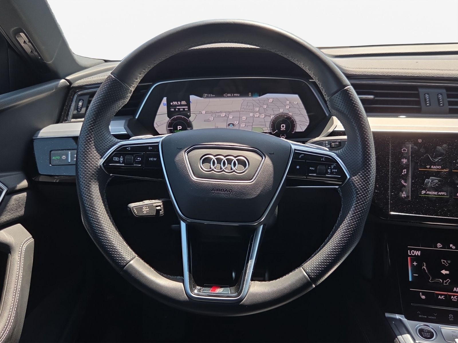 Audi Q8 e-tron 50 qu S line*Navi*Matrix*Alu*AHK*B&O*V