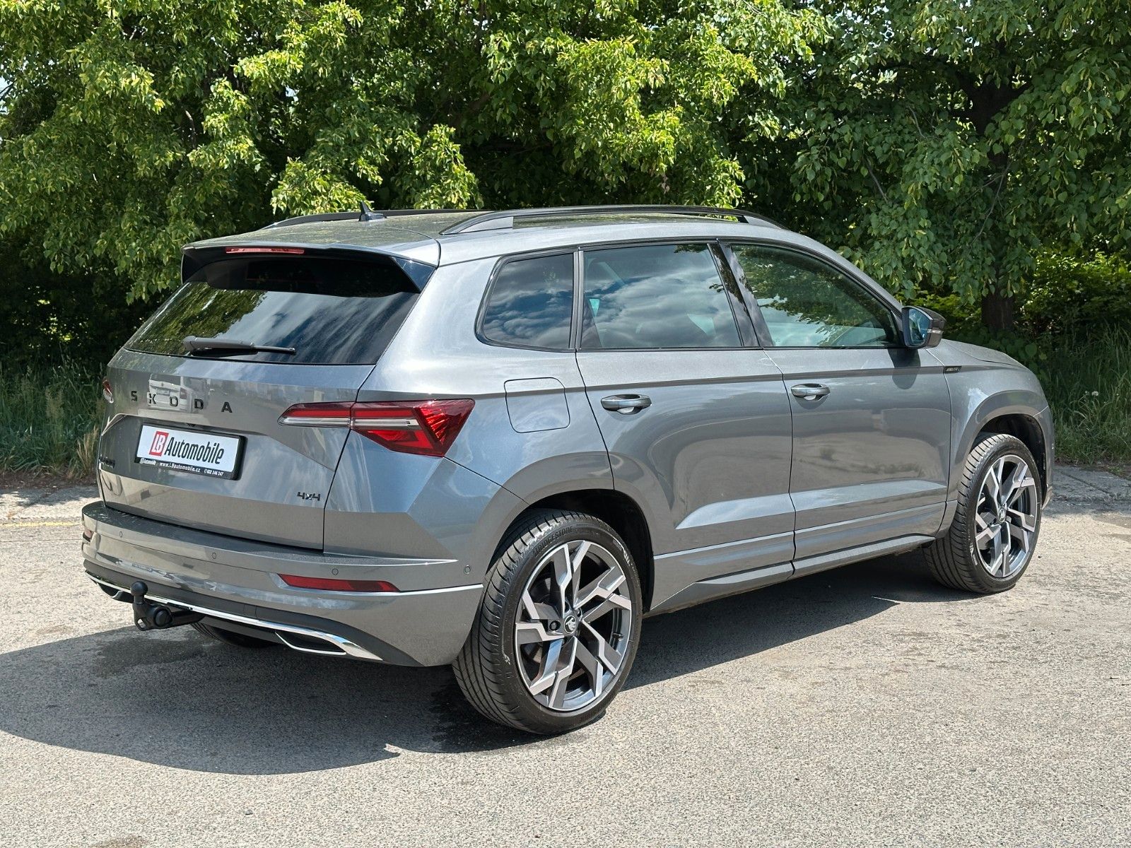 Skoda 2.0TDi 4x4 DSG Sportline AHK Side Assist LM19"
