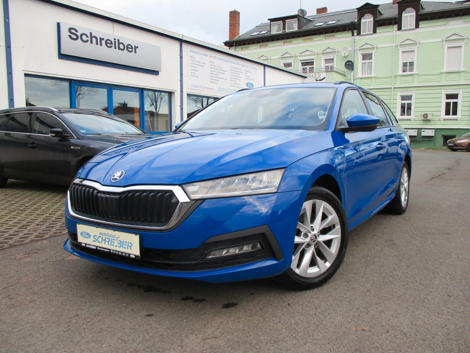 Skoda Octavia Combi 1.4 TSI iV DSG Ambition - Samsaru's Car Outlet