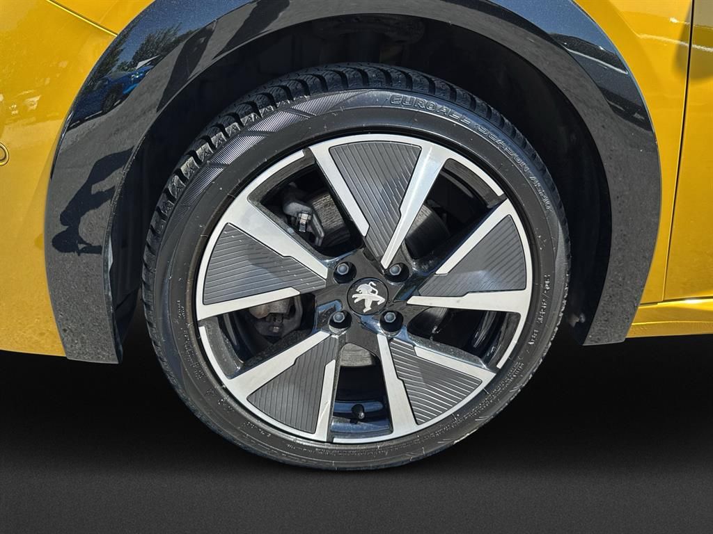 Peugeot e-208 136 GT Pack - Samsaru's Car Outlet