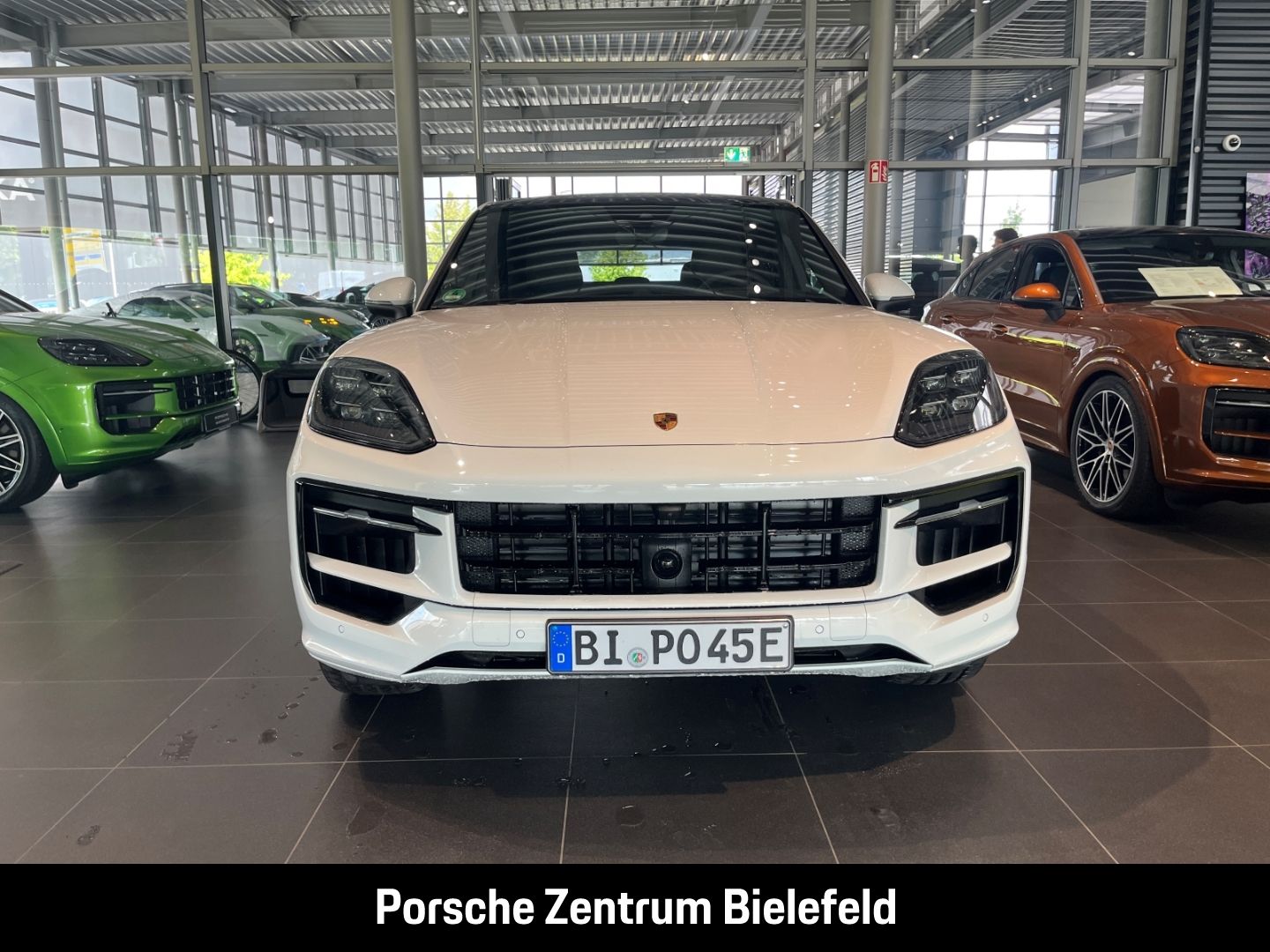Porsche Cayenne E-Hybrid Coupe Panoramadach LED-Matrix