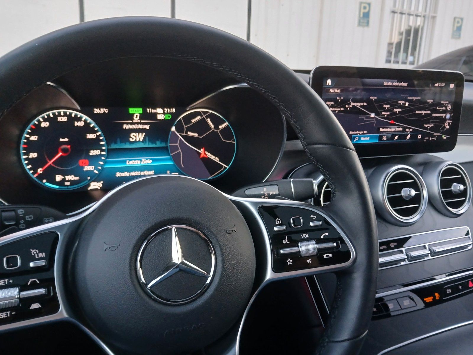 Mercedes-Benz GLC300de AMG 4M_360_Panorama_Leder_Sitzklima_LED