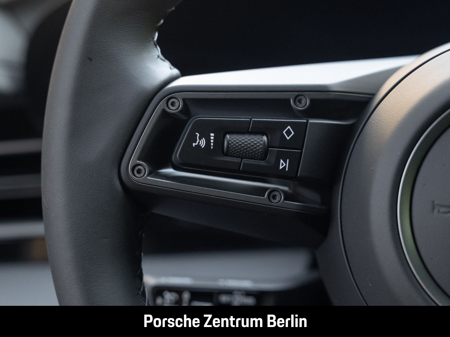 Porsche Taycan 4 Cross Turismo InnoDrive HD-Matrix LED