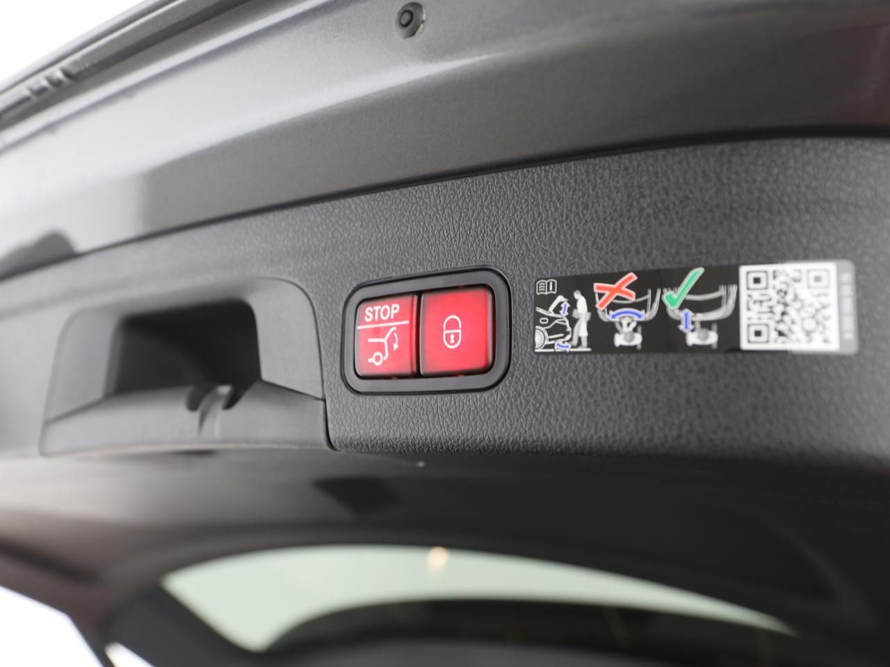 Mercedes-Benz GLE 350 de 4M EQ AMG Night Burmester MBUX Pano