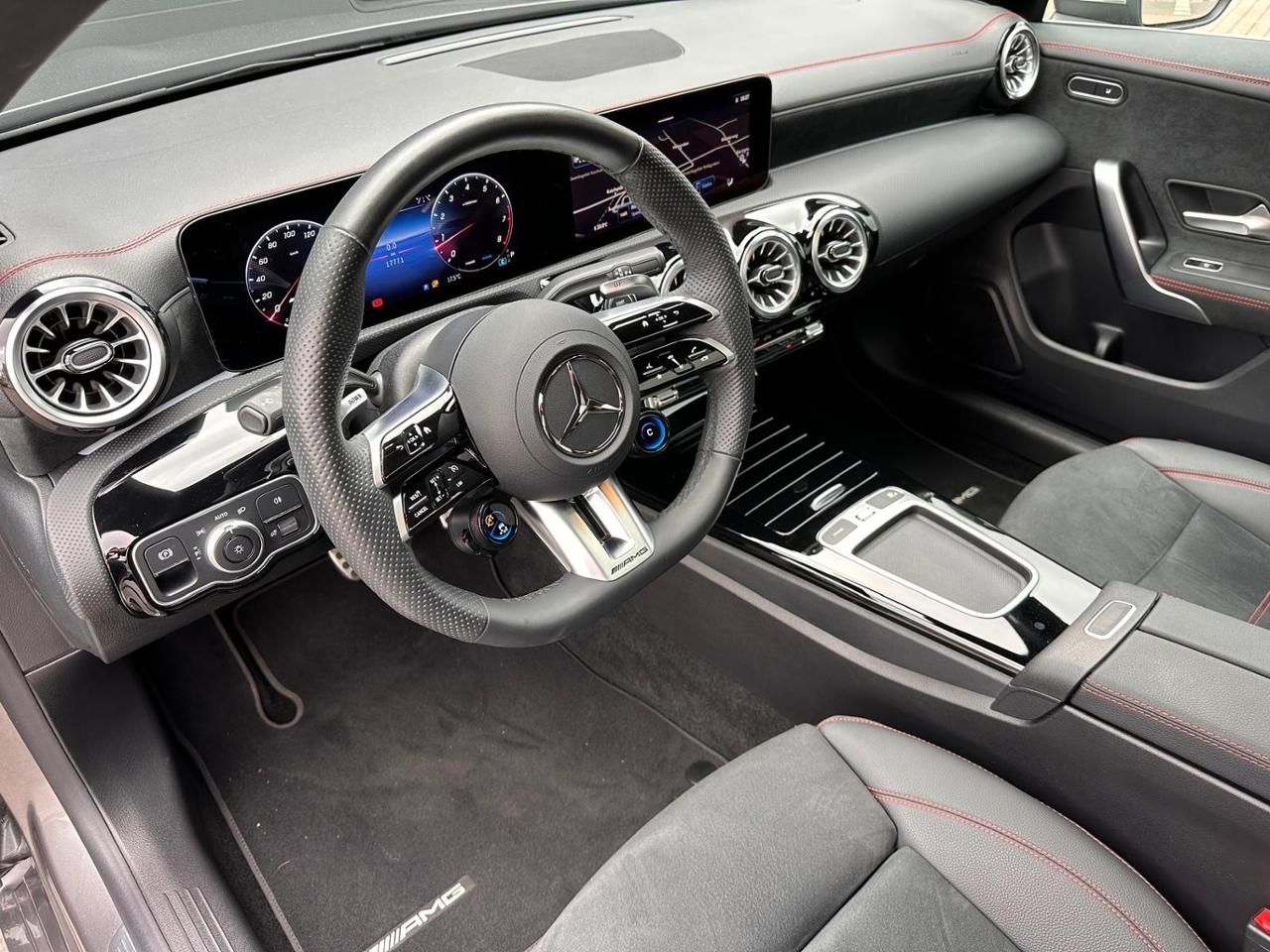 Mercedes-Benz CLA 35 AMG 4M - Samsaru's Car Outlet