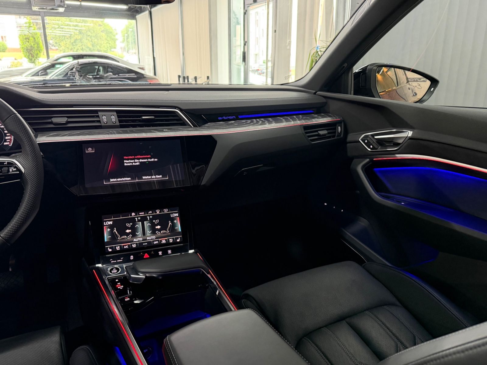 Audi E-tron 55 Quattro S-Line*PANO*AHK*HuD*NIGHT*B&O*