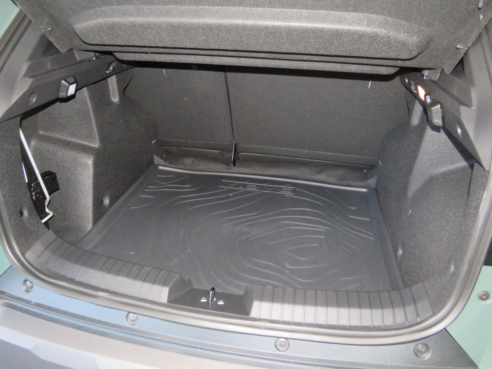 Dacia Duster III TCe 130 Extreme - Samsaru's Car Outlet