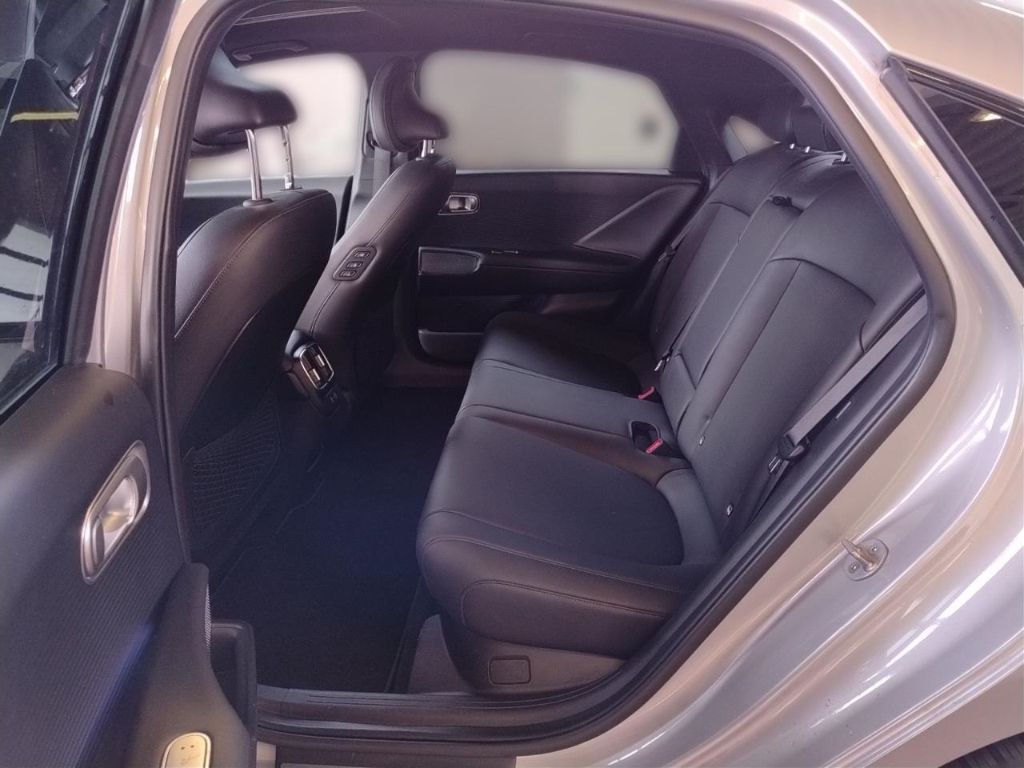 Hyundai IONIQ 6 77,4kWh 4WD UNIQ Digi-Spiegel 20LM Schie