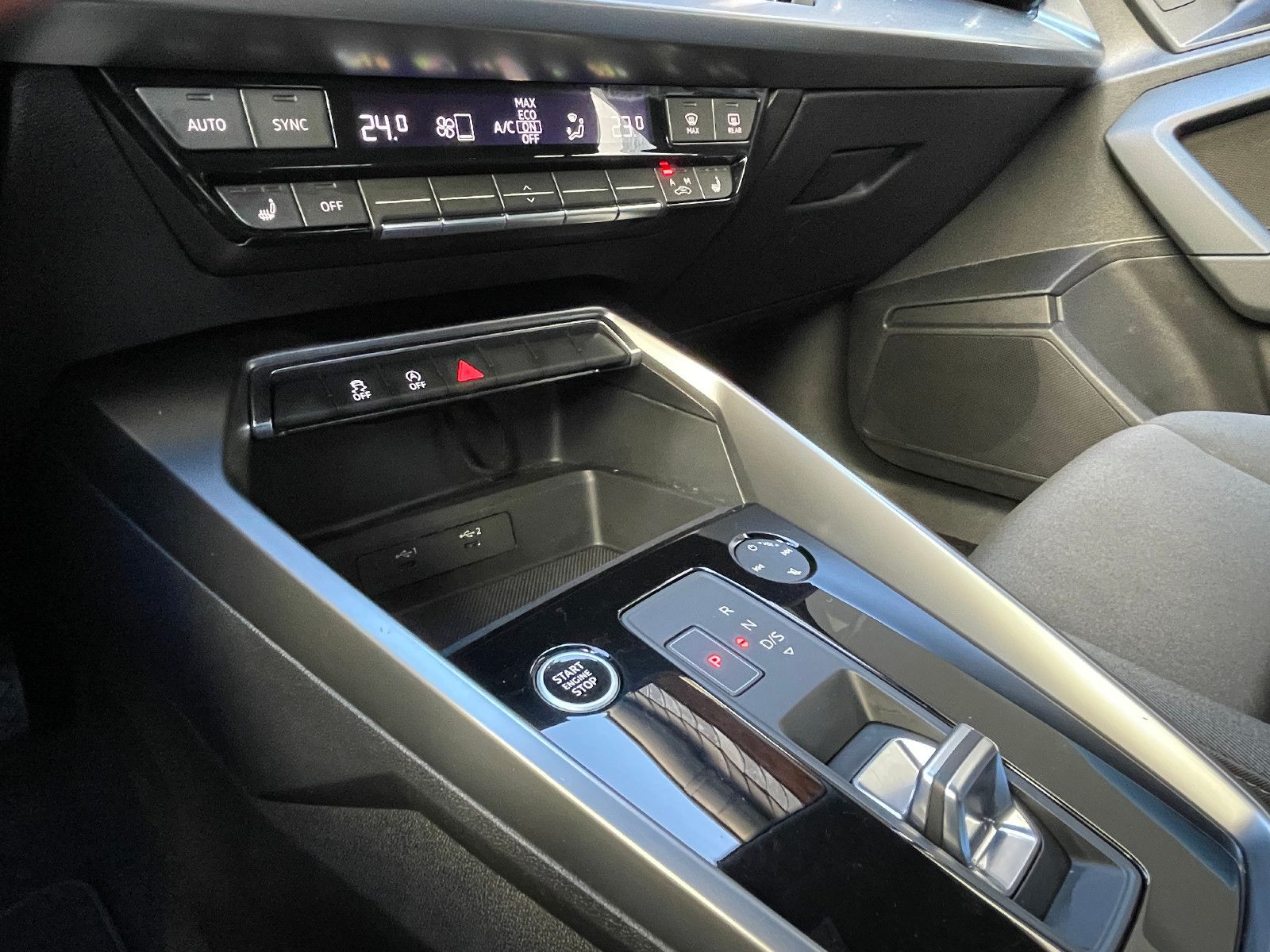 Audi A3 Sportback 2.0 35 TDI advanced*Navi*Led*Aps*