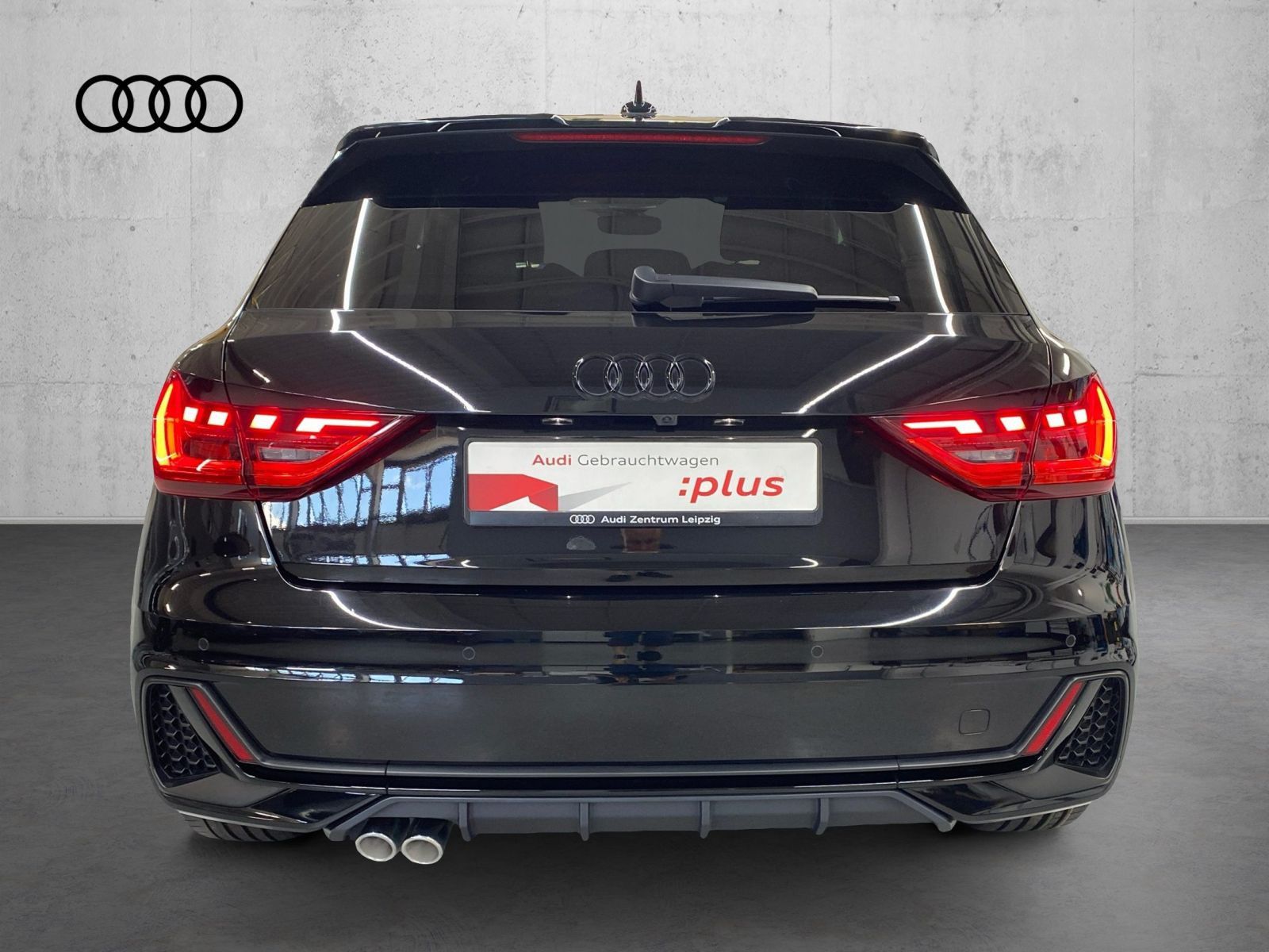 Audi A1 Sportback 40 TFSI S line S-tron - Samsaru's Car Outlet