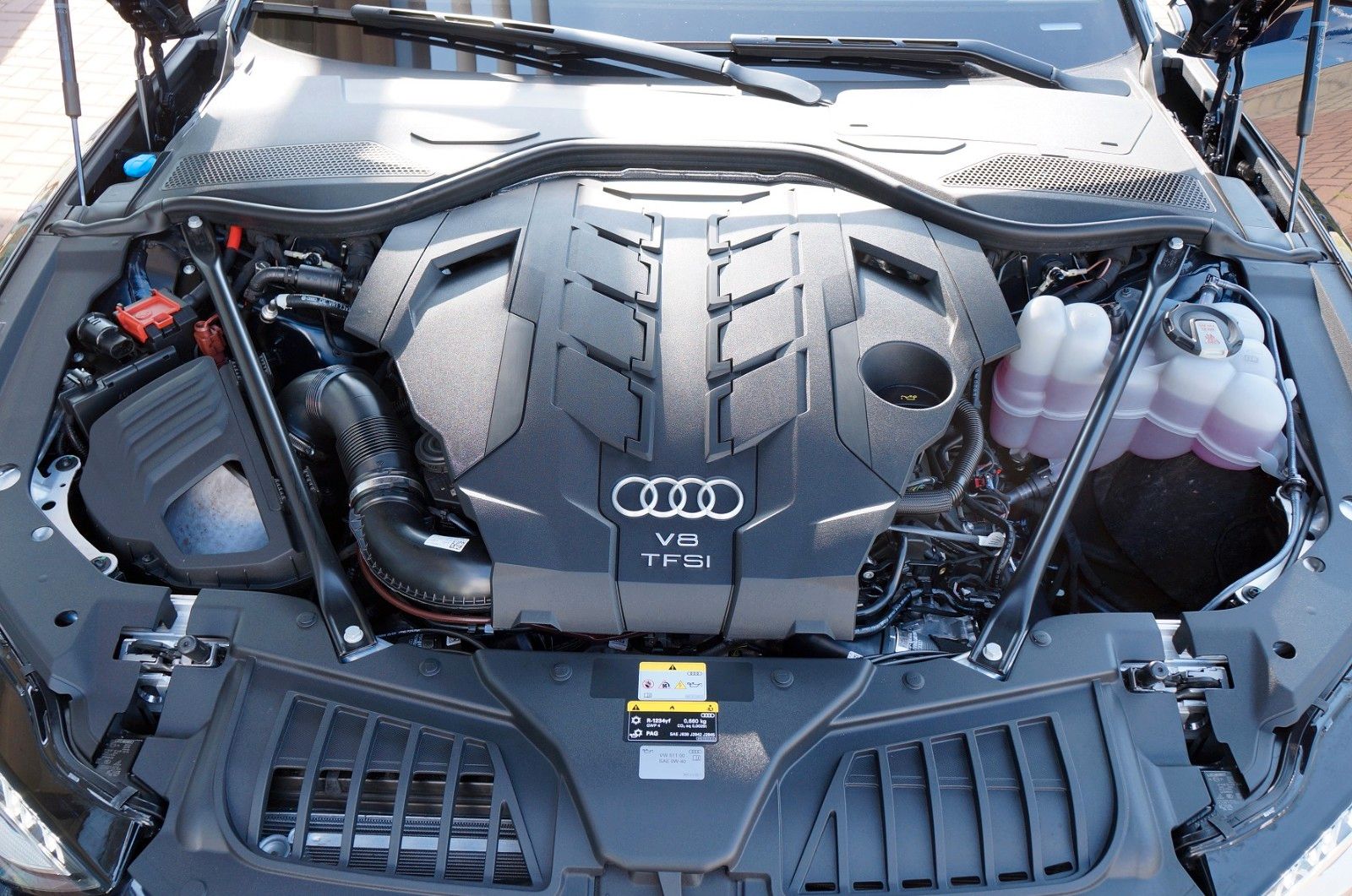 Audi A8L S line V8 60 TFSI - Samsaru's Car Outlet