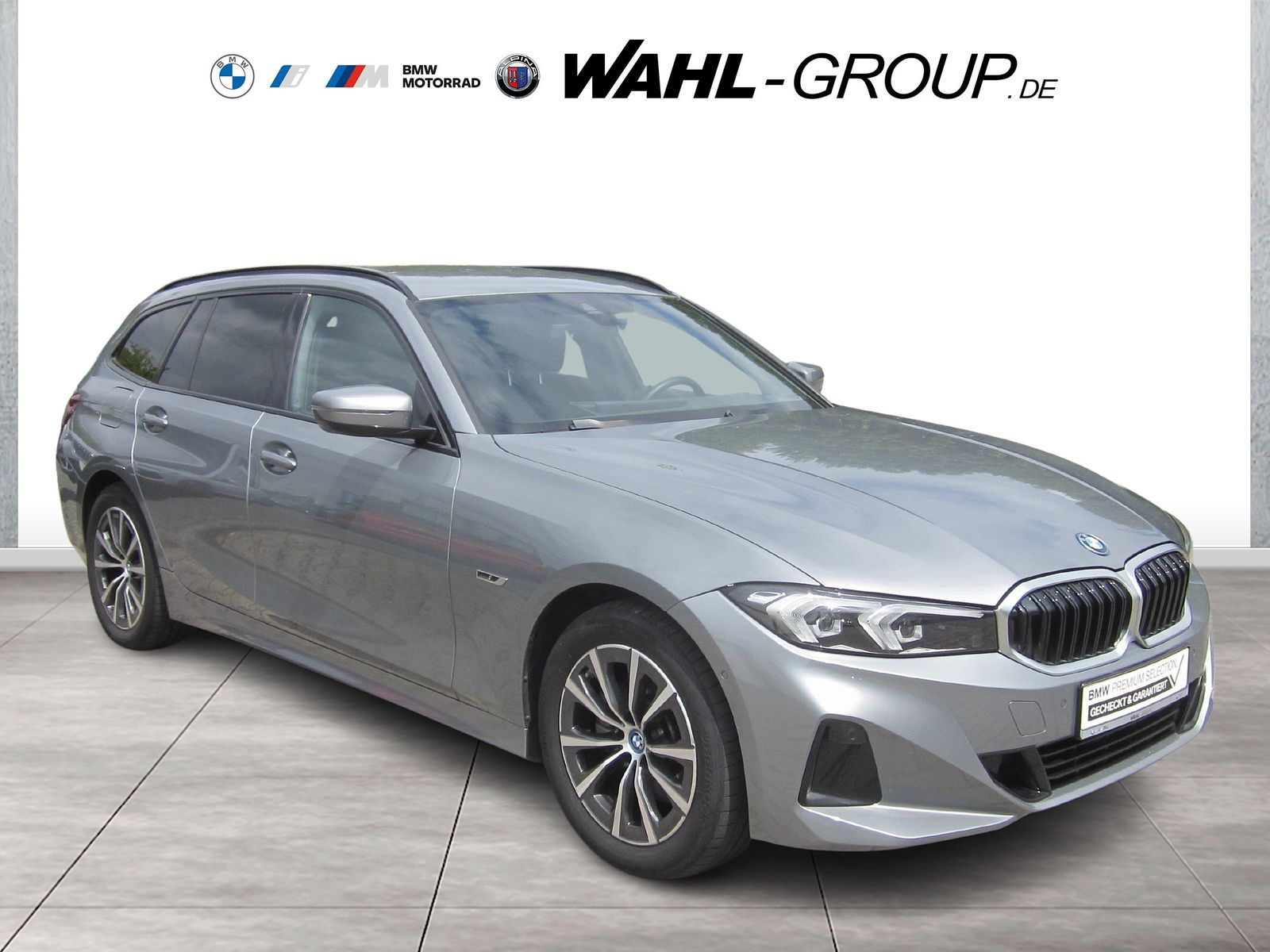 BMW 320e Touring LC Plus - Samsaru's Car Outlet