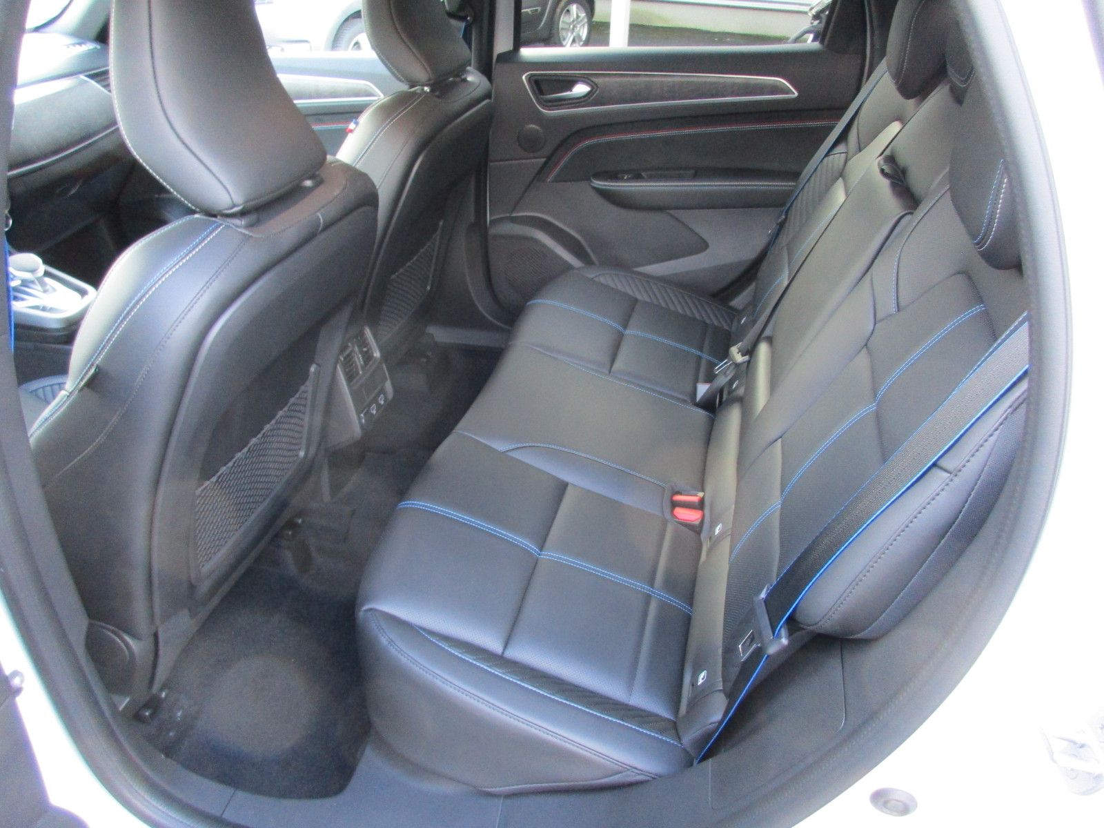Renault Arkana Full Hybrid 145 ESPRIT ALPINE - Samsaru's Car Outlet