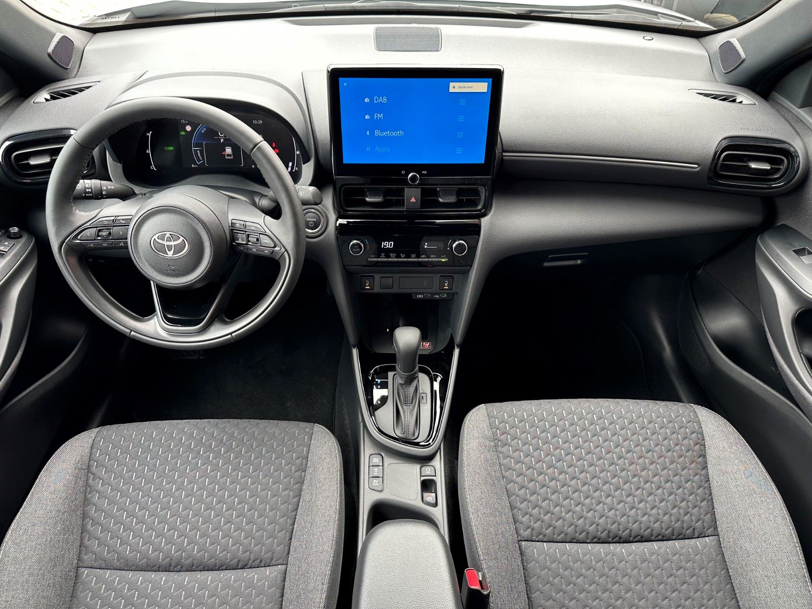 Toyota Yaris Cross Hybrid Teamplayer SAFETY + WINTER-P