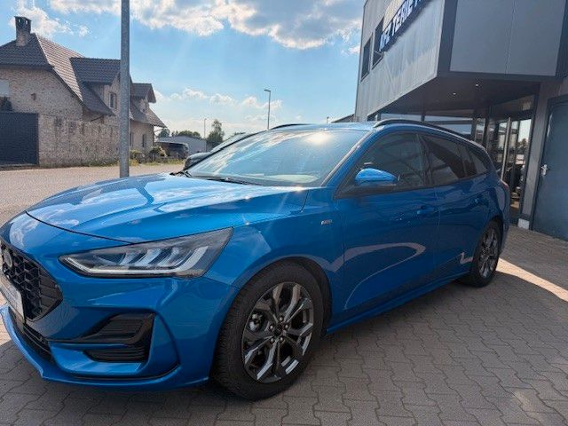 Ford Focus Turnier ST-Line ACC LED NAVI Kamera