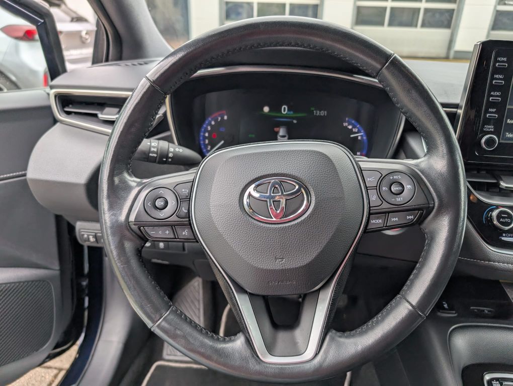 Toyota Corolla 2.0 Hybrid TS - Samsaru's Car Outlet