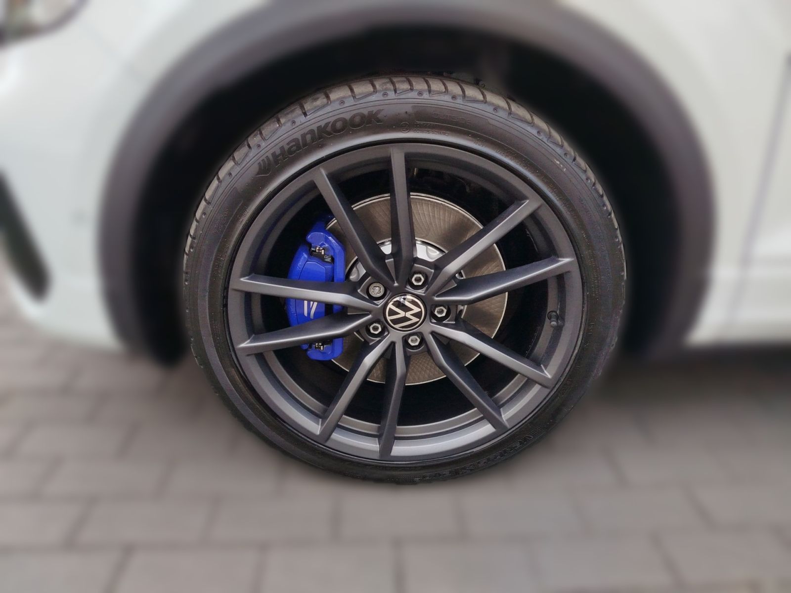 Volkswagen T-Roc 2.0 TSI DSG 4Motion R - Samsaru's Car Outlet