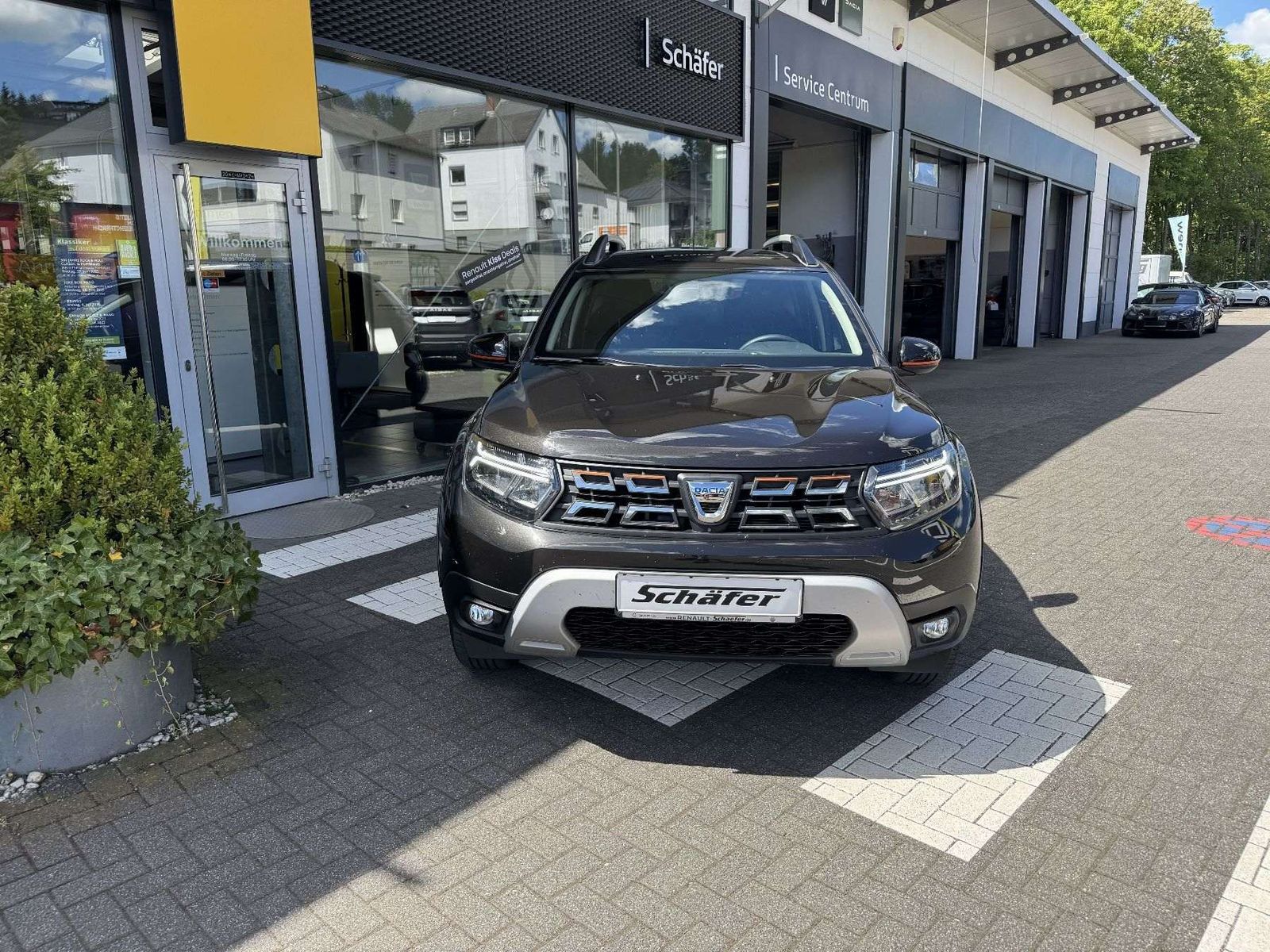 Dacia Duster Sondermodell Extreme 150 EDC - Samsaru's Car Outlet