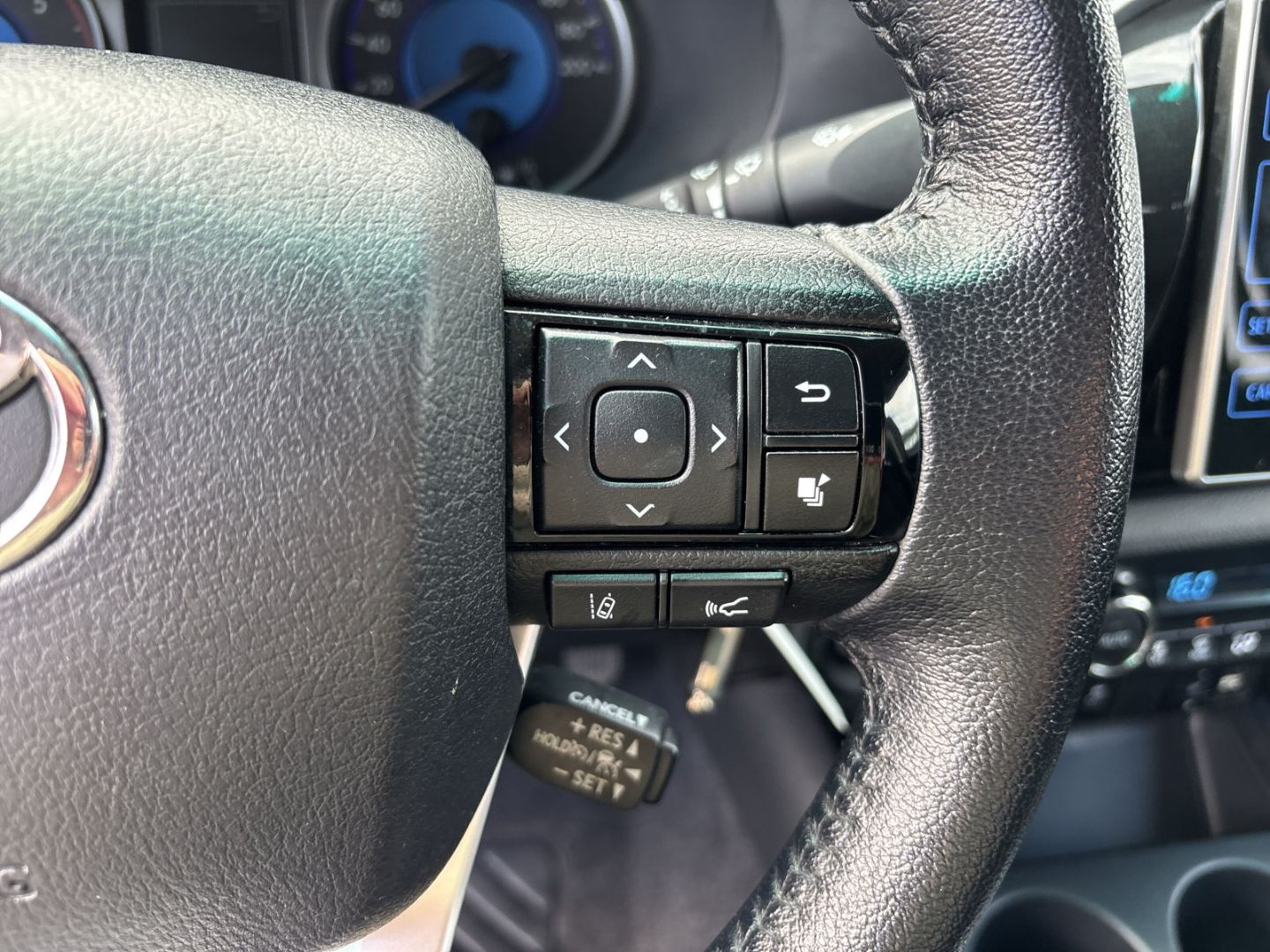 Toyota Hilux Double Cab Comfort 4x4 2.4 D-4D EU6d Sperr