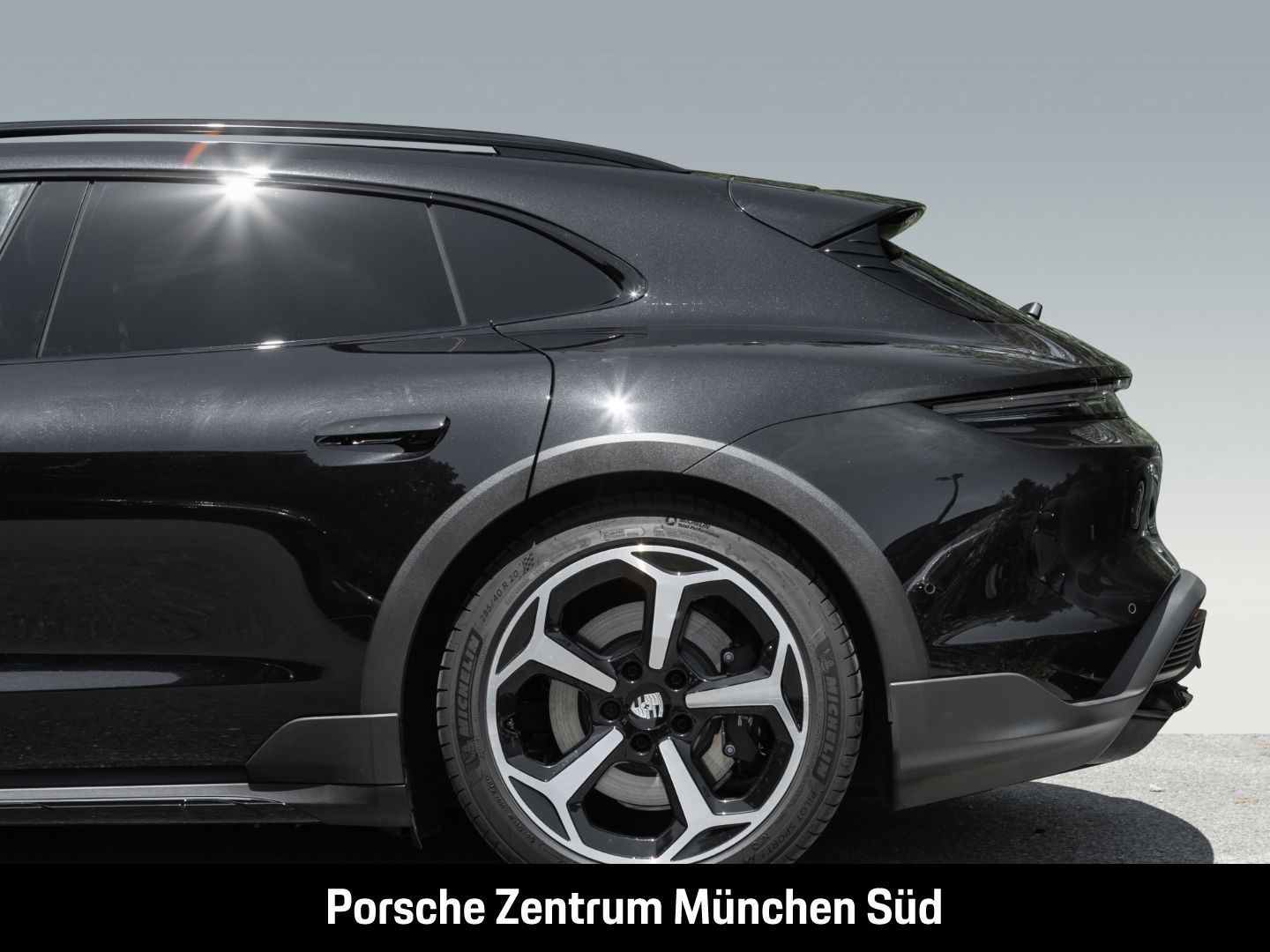 Porsche Taycan 4 Cross Turismo Surround-View InnoDrive