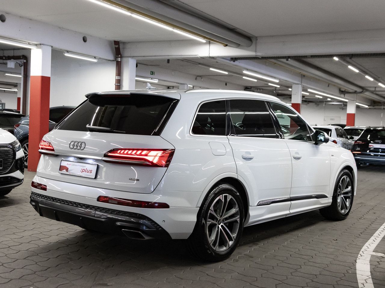 Audi Q7 SUV S line 55 TFSI quattro tiptronic