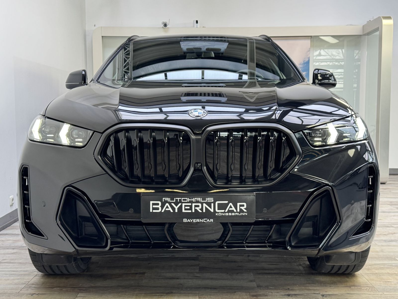 BMW X6 xDrive40d M Sport Pro - Samsaru's Car Outlet