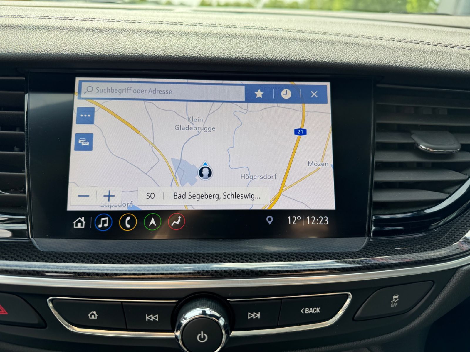 Opel Insignia B Sports Tourer Business - Samsaru's Car Outlet