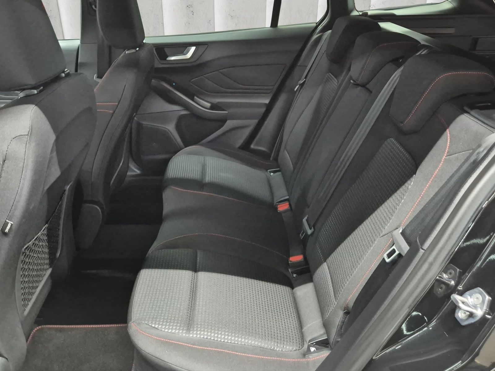 Ford Focus ST-Line X Turnier Aut.*AHK*ACC*HUD*KAM*NAV