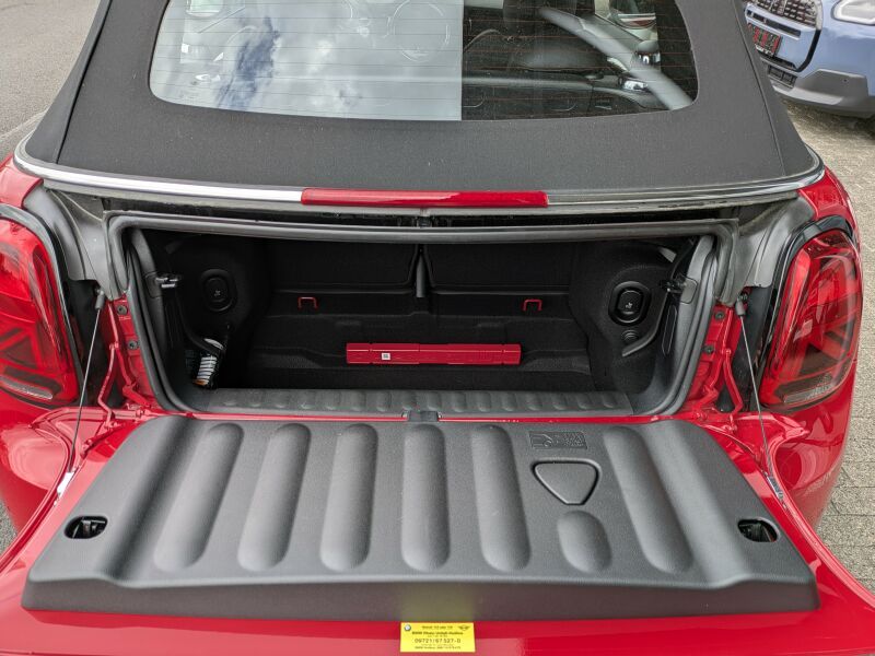 MINI Cooper Cabrio - Samsaru's Car Outlet