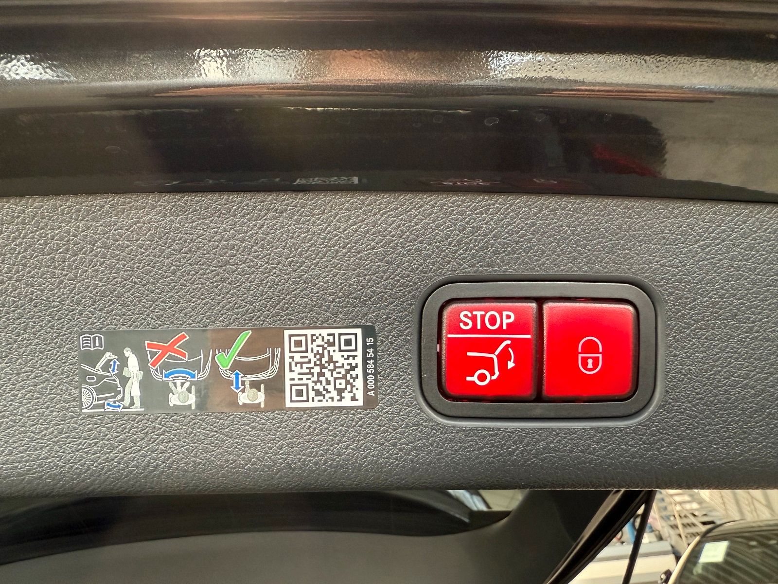 Mercedes-Benz GLC 63 AMG S E PERF 4M PREMIUM+ AHK UVP:145.591