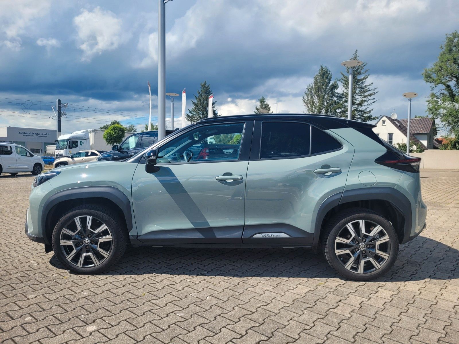 Toyota Yaris Cross Hybrid 4x4 Premiere Edt.*Vollausst.*