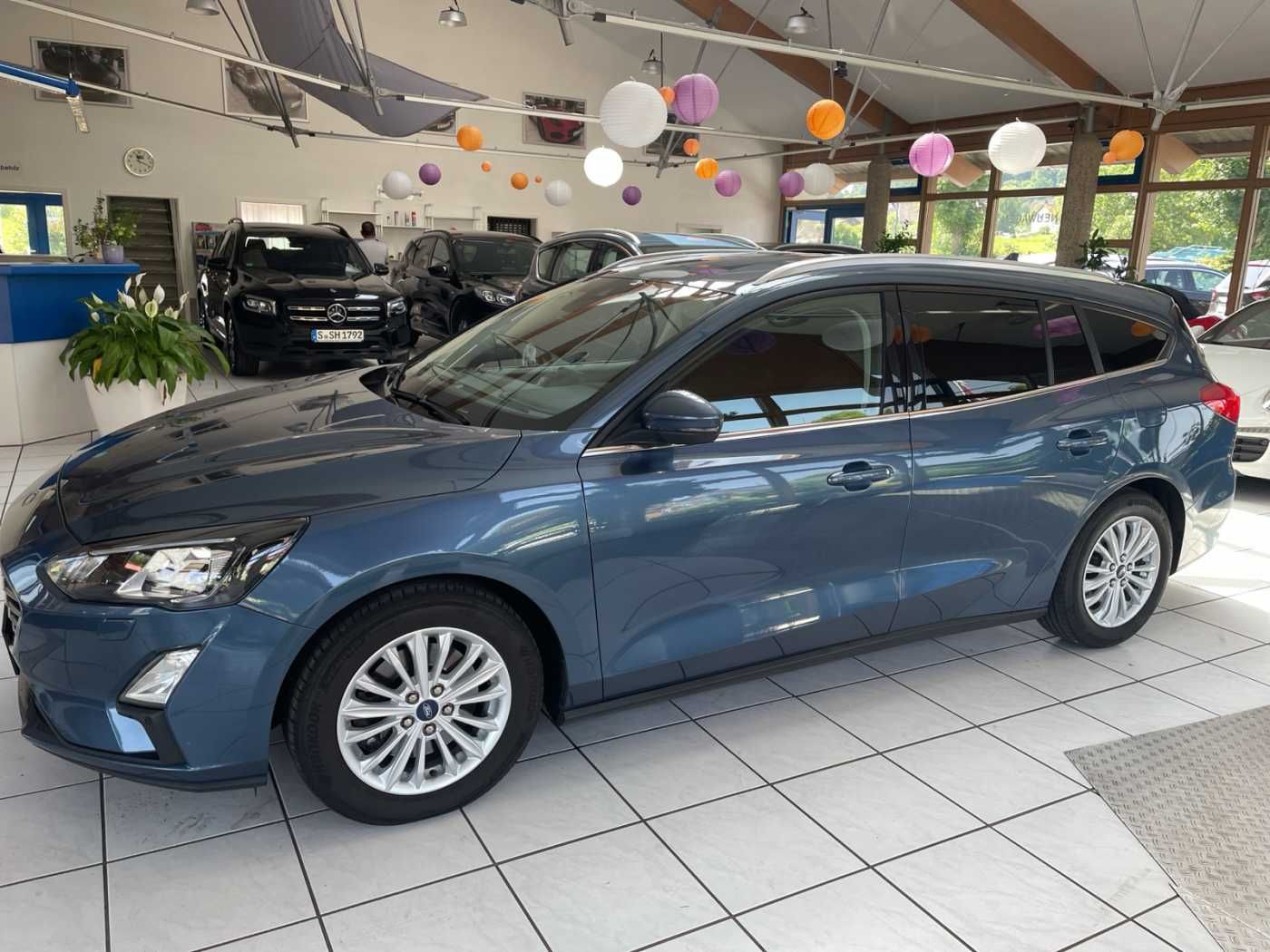 Ford Focus Turnier Aut. TITANIUM X - Samsaru's Car Outlet