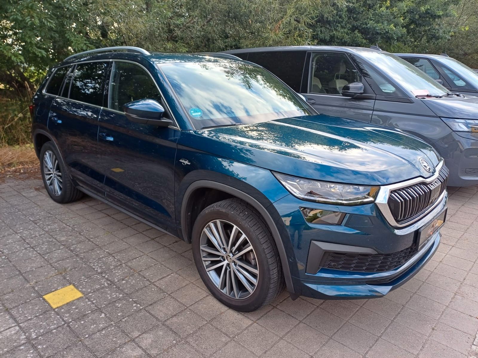 Skoda Kodiaq 2.0 TSI L&K DSG 4x4 - Samsaru's Car Outlet