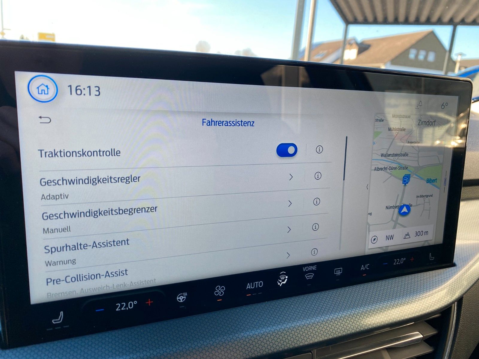 Ford Focus Turnier Active X 1,0EcoBoost*Automatik*Nav