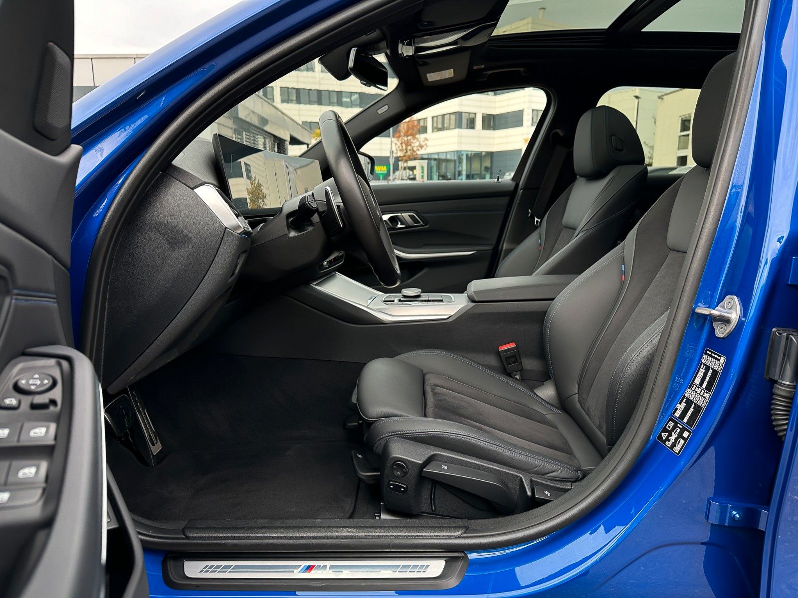 BMW 320d xD M Sport - Samsaru's Car Outlet