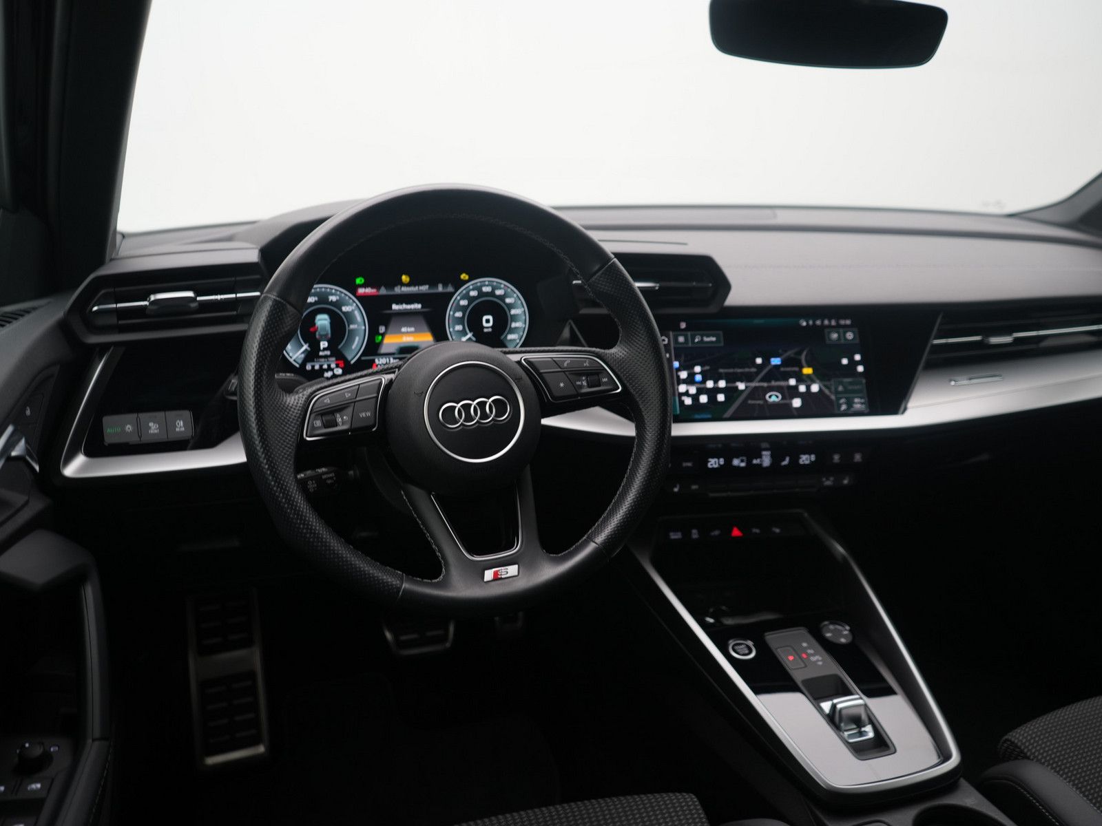 Audi A3 Sportback S line S-TRON CARPLAY LED PDC NAVI