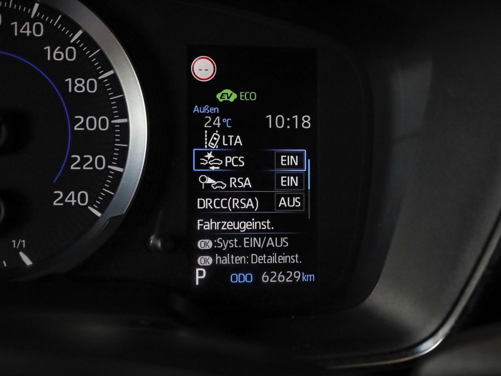 Toyota Corolla TS 1. 8 Hybrid Business - Samsaru's Car Outlet