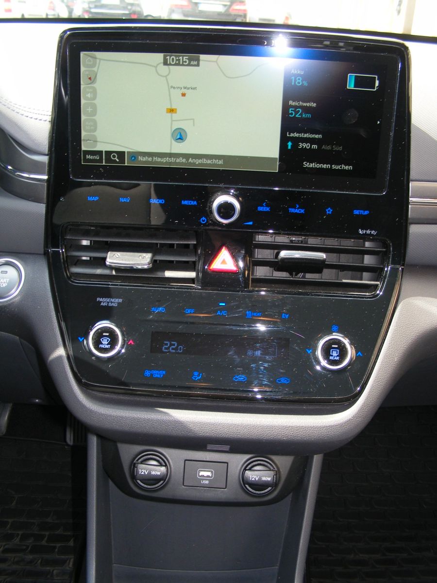 Hyundai IONIQ Elektro Trend - Samsaru's Car Outlet