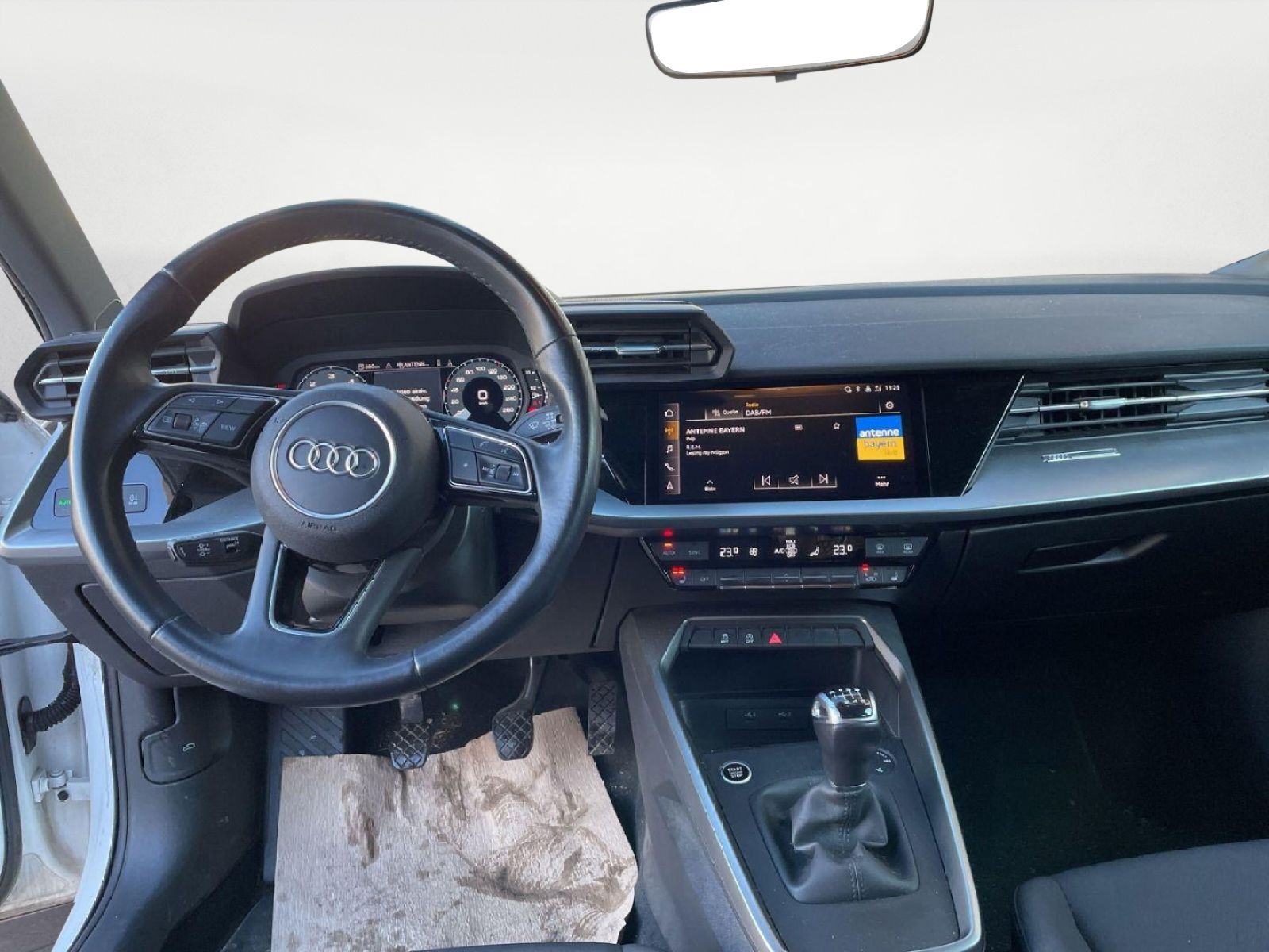Audi A3 35 2.0 TDI Sportback - Samsaru's Car Outlet