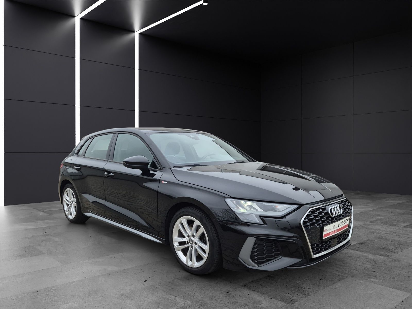 Audi A3 Sportback 35 TFSI S line S-tronic - Samsaru's Car Outlet