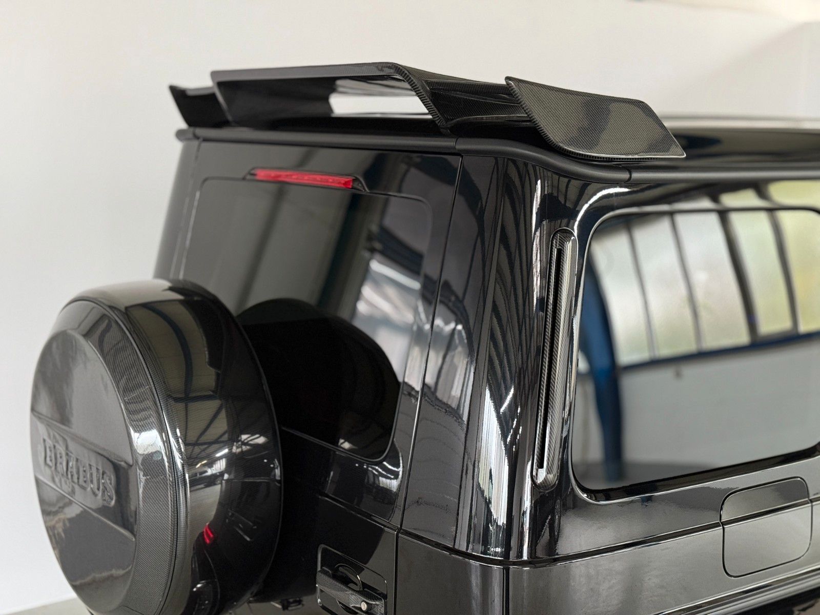 Mercedes-Benz G 63 AMG BRABUS - Samsaru's Car Outlet