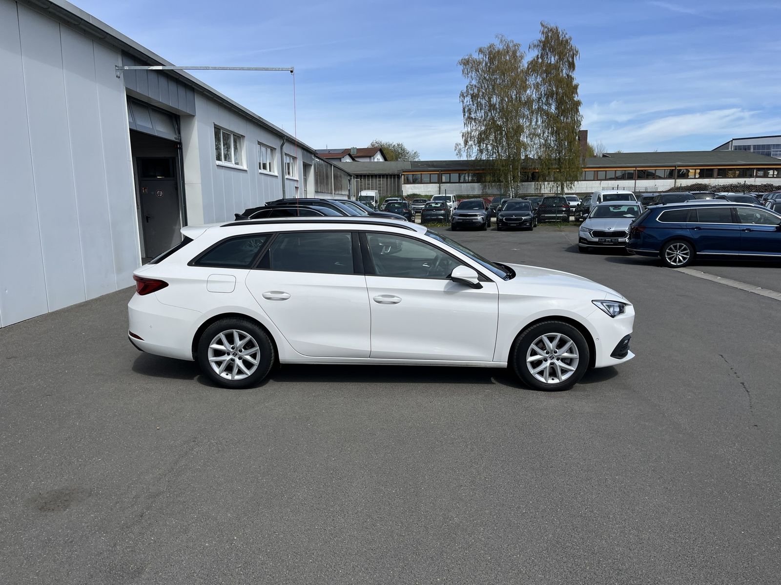 Seat Leon SP 2.0 TDI DSG Style 141€ m.20% Anz.AHK Nav