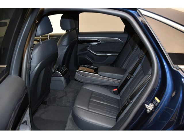 Audi A8 3.0 TFSI quattro - Samsaru's Car Outlet