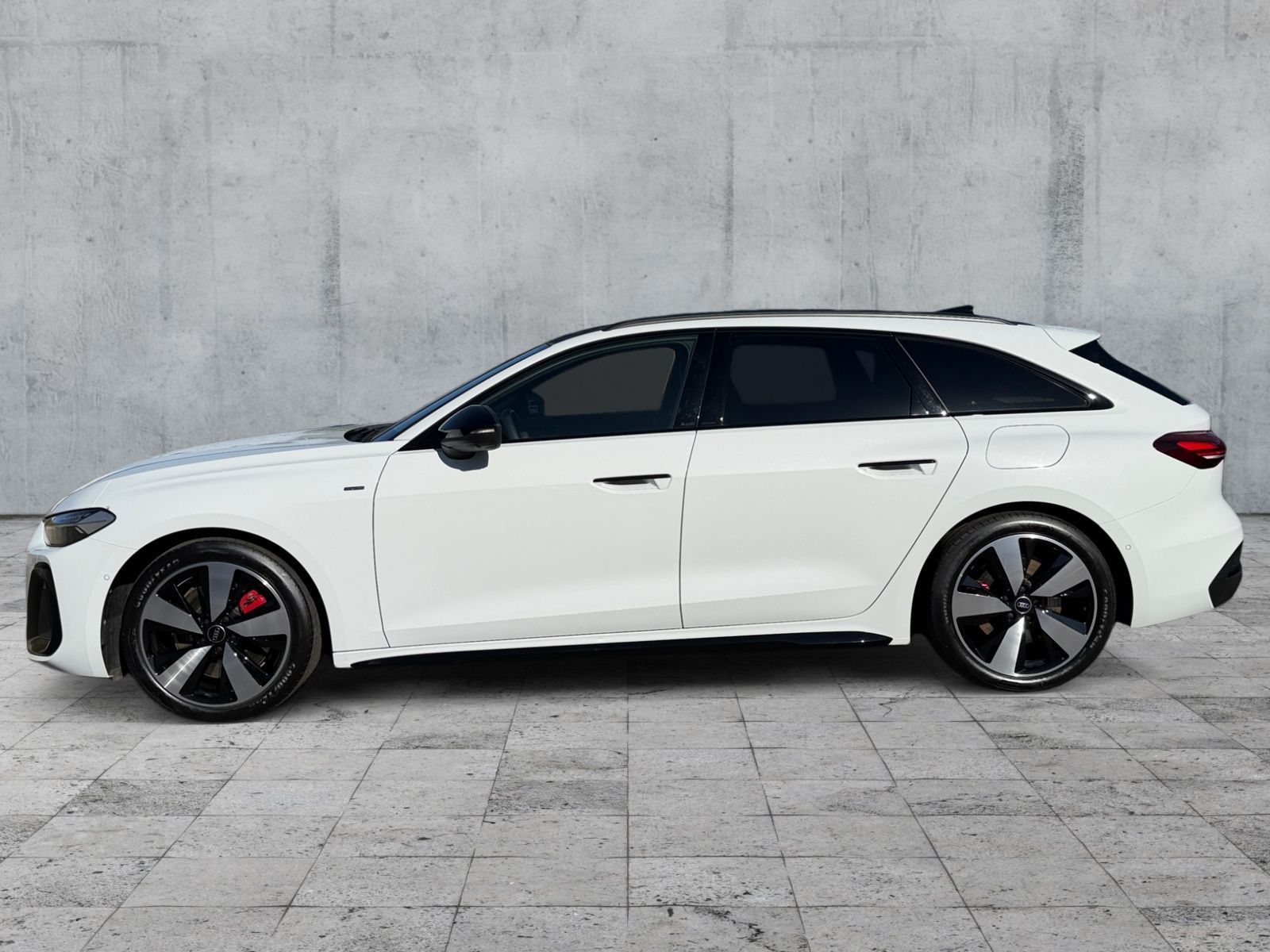 Audi A5 Avant e-hybrid 220kW S-LINE MATRIX+AHK+PANO